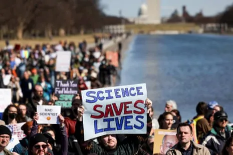 Trump’s War on Science Has US Healthcare Experts Stunned: ‘They’re Ignoring Science’